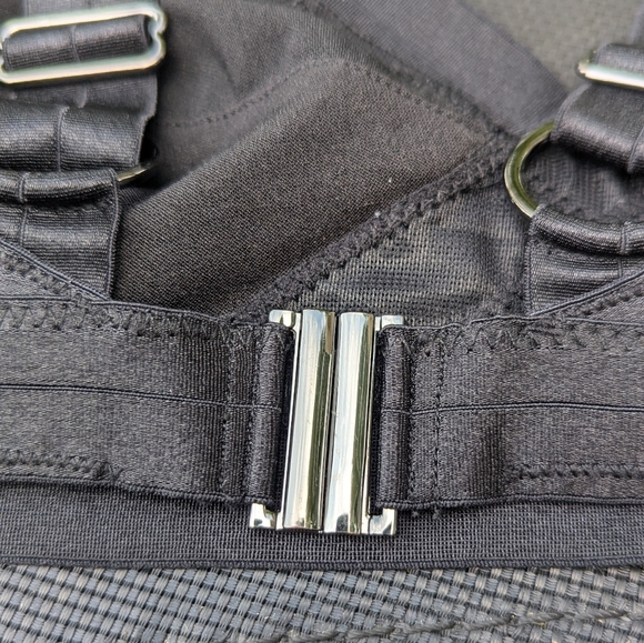 H&M Bikini Top Size 8 Black - Picture 2 of 6